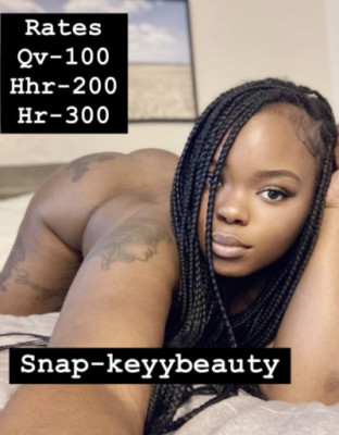 36DDD available now 💕